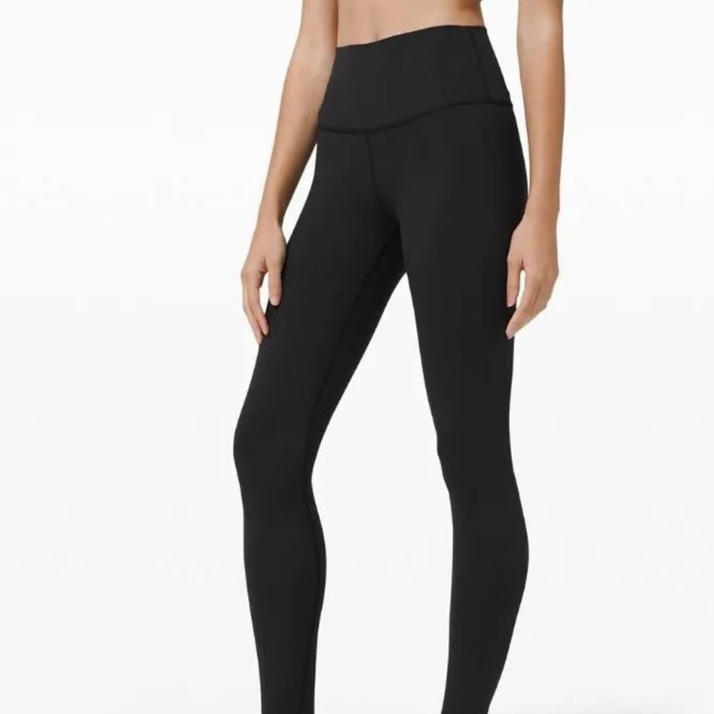 Wunder Under Luxtreme Black 25' Size 8